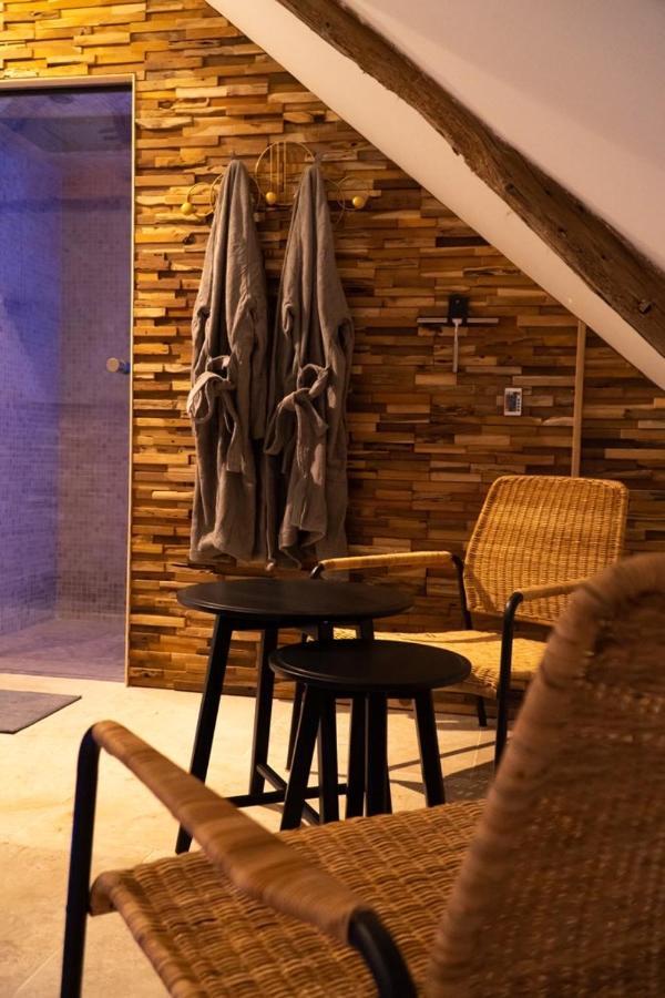 L'Evasion-Spa-Hammam-Sauna Illimite - 2 A 4 Pers Saint-Cyr-sur-Loire Kültér fotó