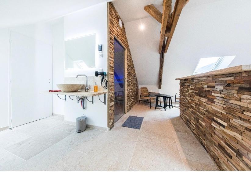 L'Evasion-Spa-Hammam-Sauna Illimite - 2 A 4 Pers Saint-Cyr-sur-Loire Kültér fotó